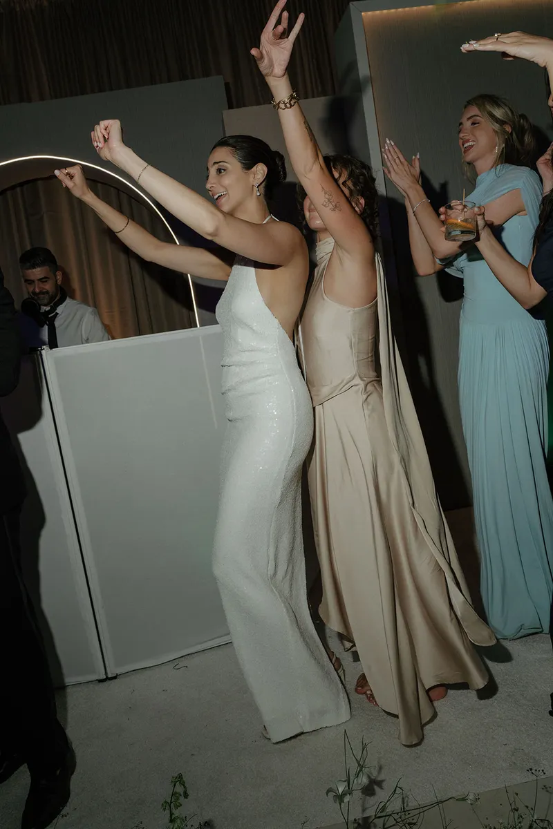 Hands up, last hour